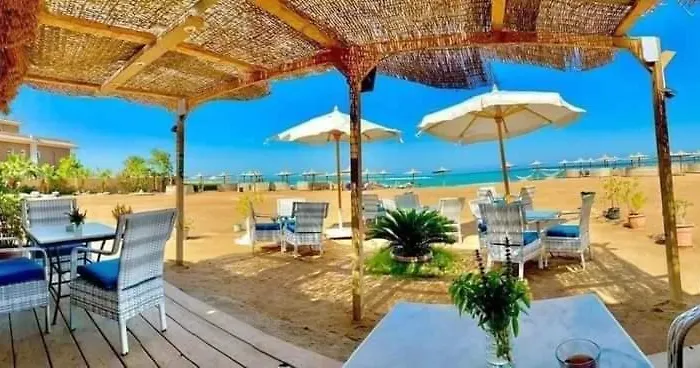 Turtles Hourghada View Sea View Pool Private Pools Balcony Security Cafe And Restaurant On Pool Jacuzzi Air-condition Sunny A Large Balcony