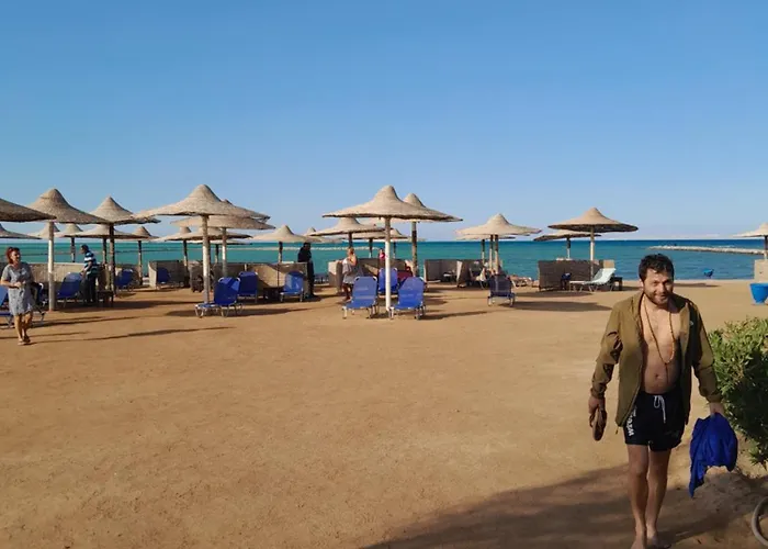 Turtles Hourghada View Sea View Pool Private Pools Balcony Security Cafe And Restaurant On Pool Jacuzzi Air-condition Sunny A Large Balcony Apartmanhotel Gurdaka